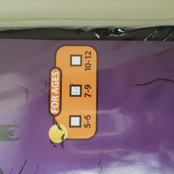 NEW: Kids Halloween skeleton costume ages 7 to 9 - Picture 2 of 5